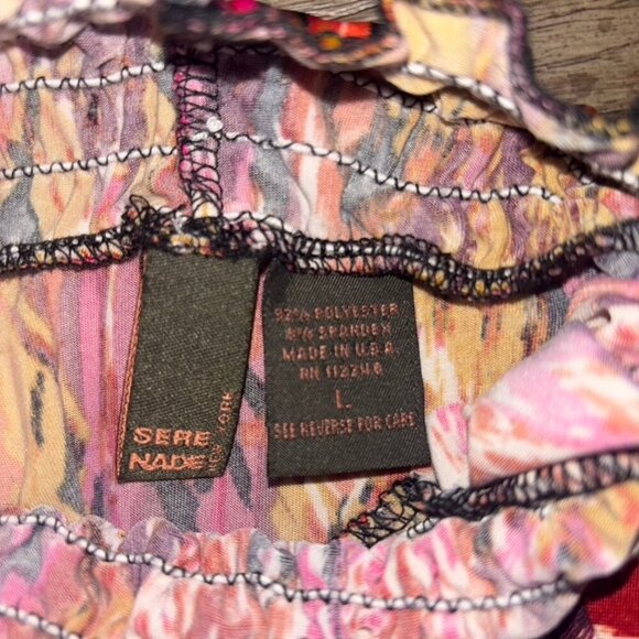 L Sere nade sleeveless multicolored turtlenecked blouse with diamond shapes - Picture 2 of 3